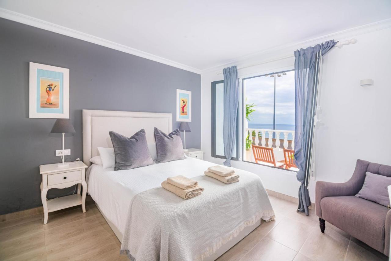 Casa Tucanes — 4-Star Luxury Hotel in Puerto Del Carmen, Spain