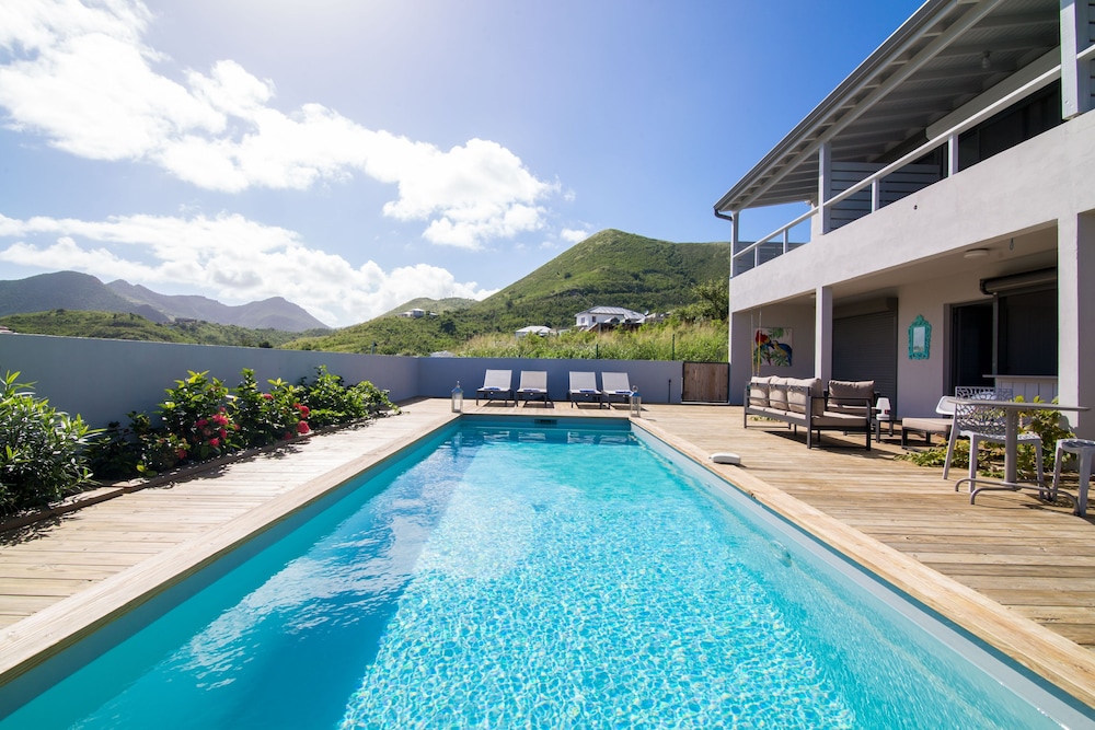 Villa Jwi Lavi Boutique Hotel in Saint-Martin-D'heres, Saint Martin