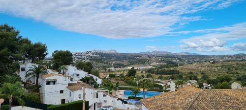 Liatris single storey home with tranquil views nearby Moraira — hotel in Benitachell