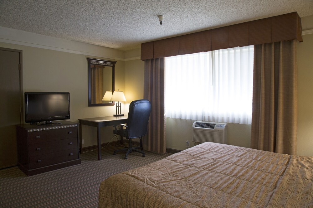 Travelodge La Mesa - photo 19