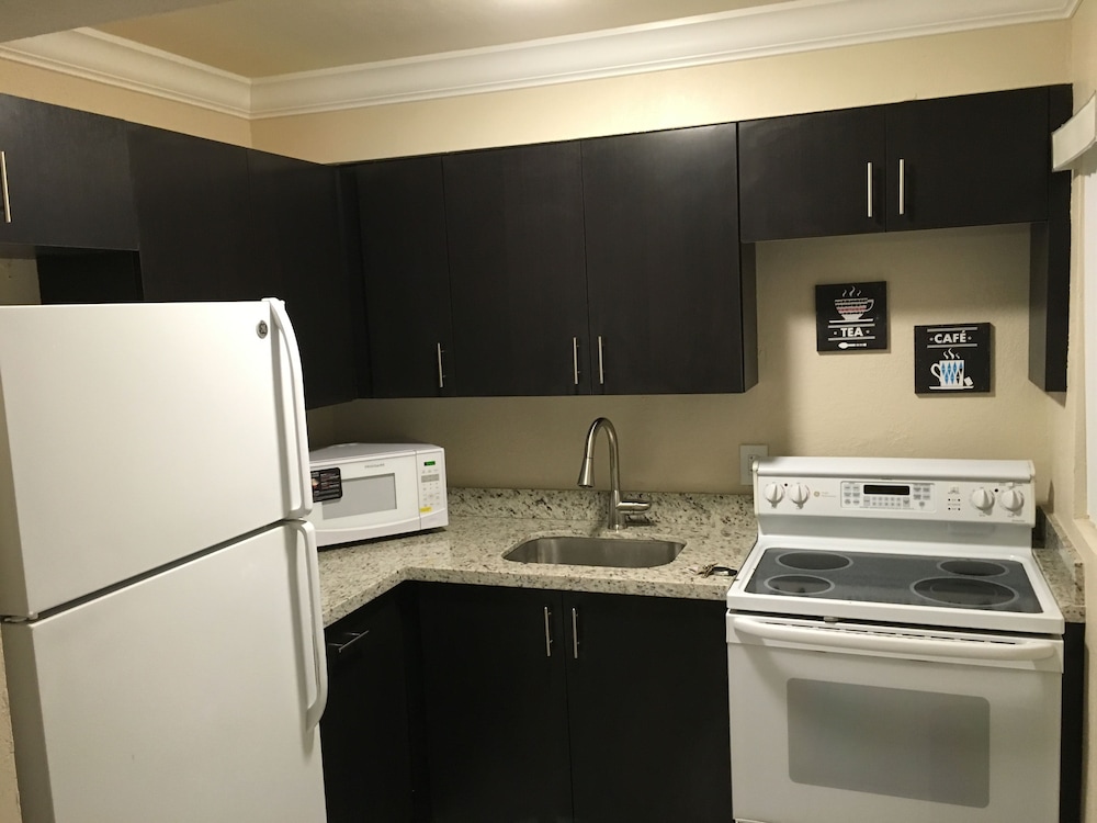 Casa del Sol Waterfront Resort Marina - photo 15