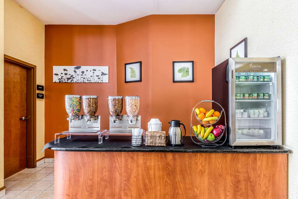 Sleep Inn & Suites Stafford Sugarland - photo 35