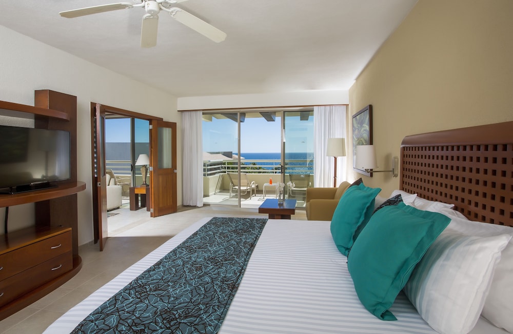 Beach/ocean view