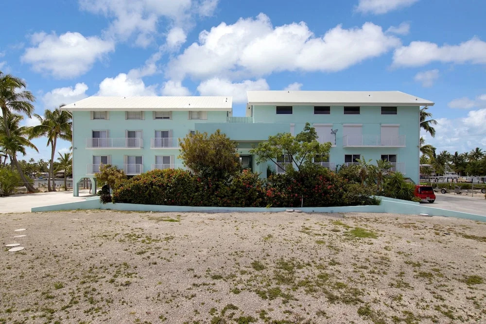 Sandglass 4 — 4-Star Luxury Hotel in Islamorada, United States