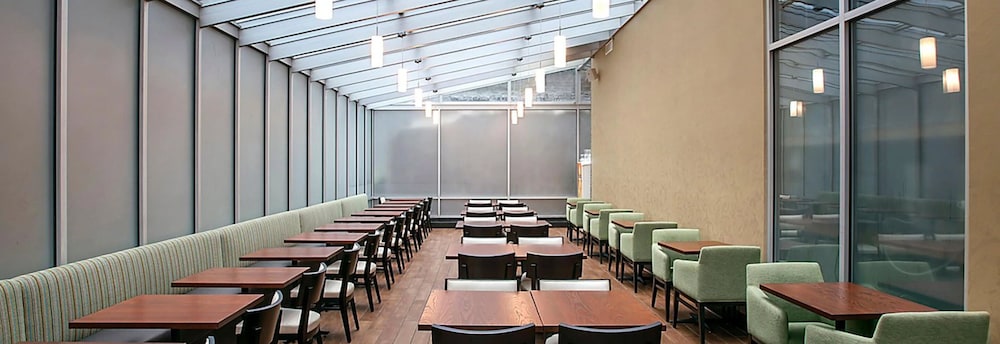 Holiday Inn Manhattan 6th Ave Chelsea by IHG - photo 16