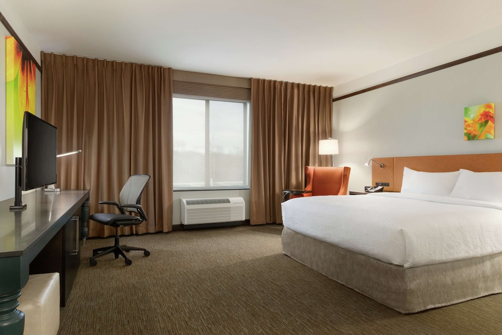Hilton Garden Inn Medford OR - photo 16