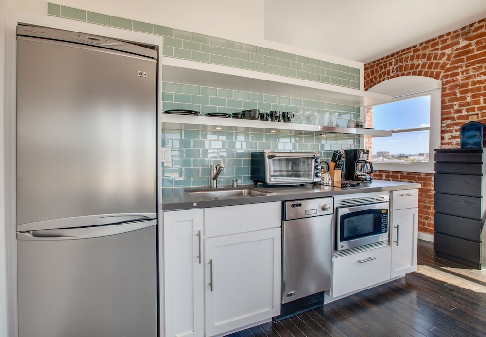 Venice Breeze Suites - photo 19