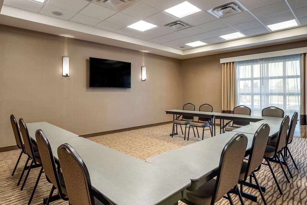 Comfort Inn & Suites Harrisonburg - photo 26