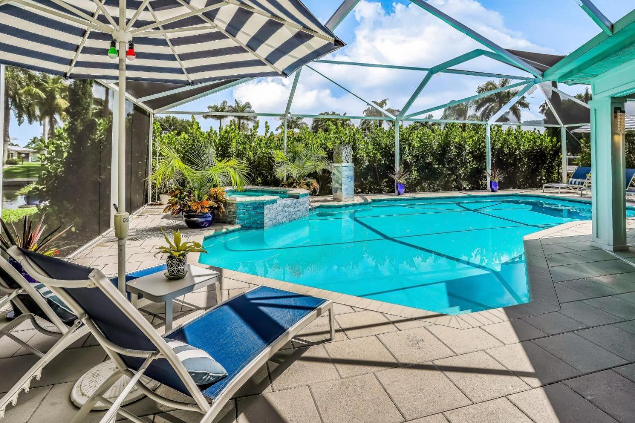 Smiles and Sunshine in Cape Coral, United States