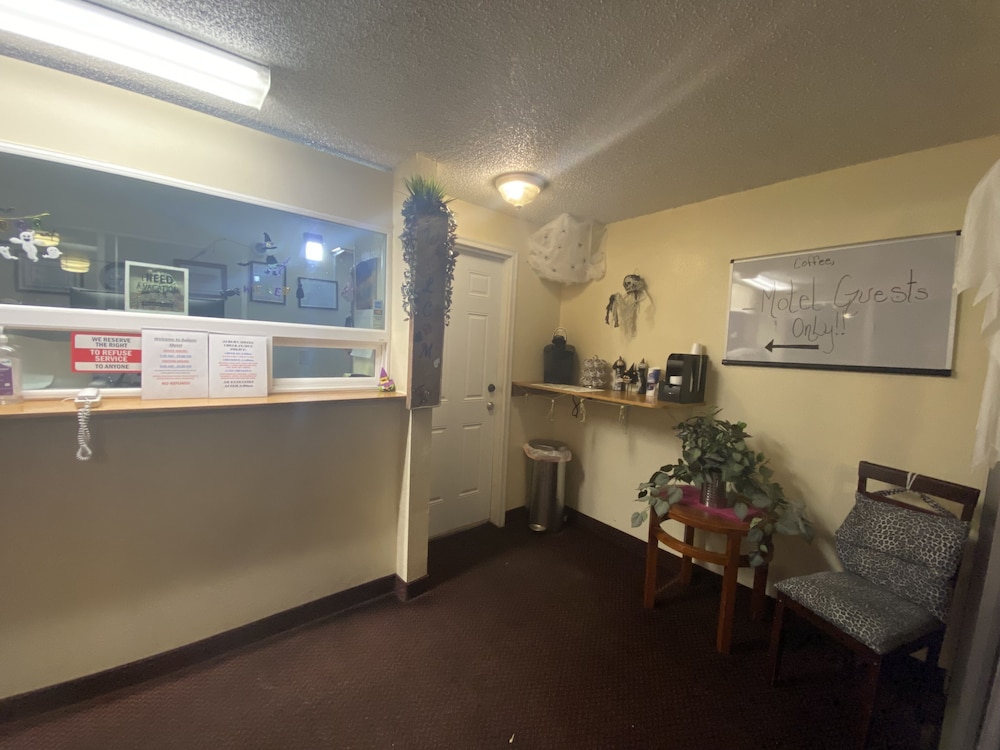 Auburn Motel - photo 6