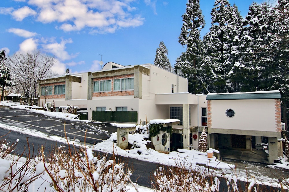 Hotel Moegi in Hakuba, Japan
