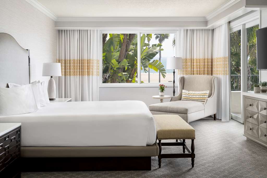 Hyatt Regency Huntington Beach Resort and Spa - photo 38
