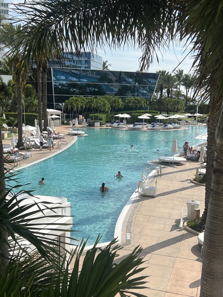 Fontainebleau Private Owners - photo 71