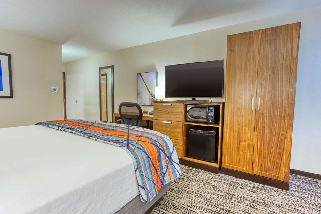 Drury Inn & Suites St. Louis Collinsville - photo 11