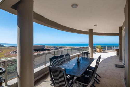 Ballito Manor Gardens 205 With Generator — 4-Star Luxury Hotel in Ballito, South Africa