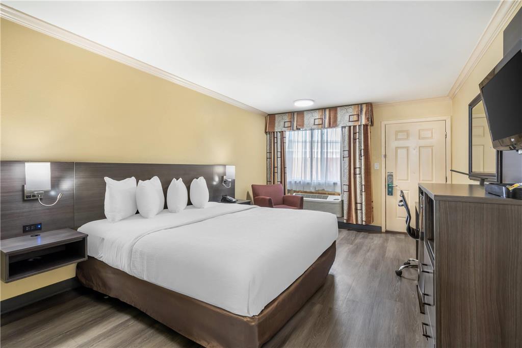 Quality Inn Klamath Falls Crater Lake Gateway - photo 12