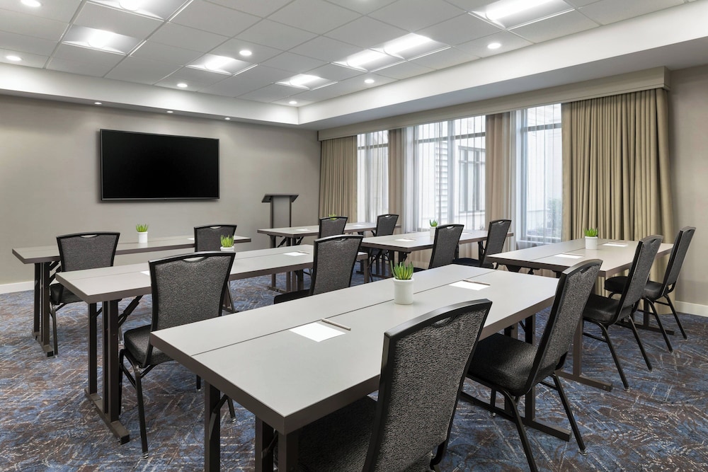Residence Inn Long Island Garden City - photo 32