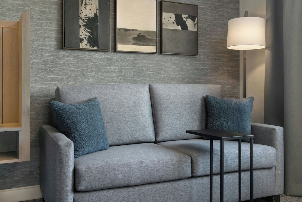 Renaissance Framingham Hotel & Conference Center - photo 21