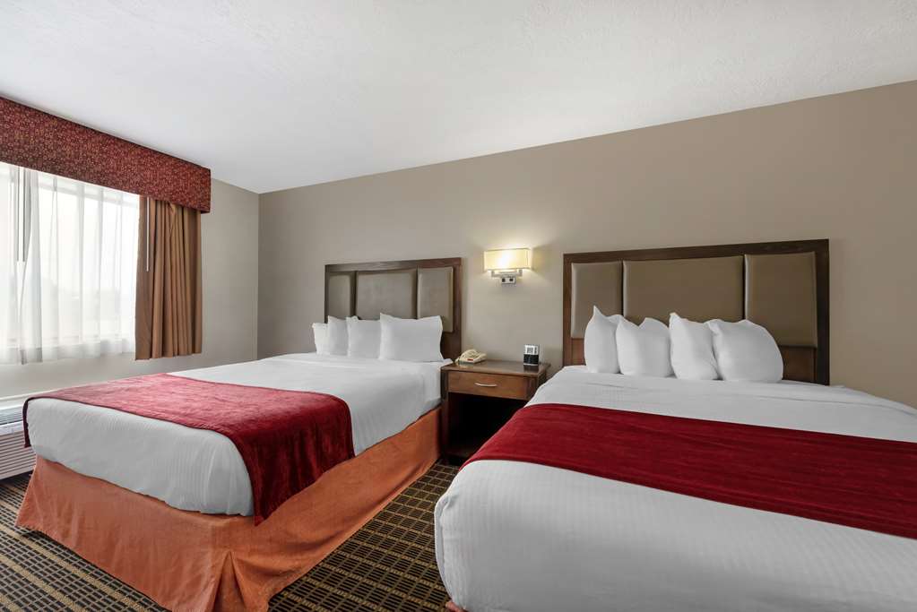 Best Western Plus Eagleridge Inn & Suites - photo 25