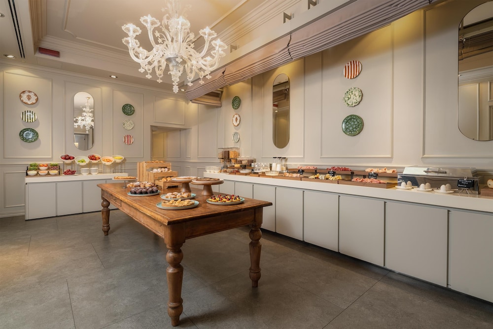 מזון ומשקאות