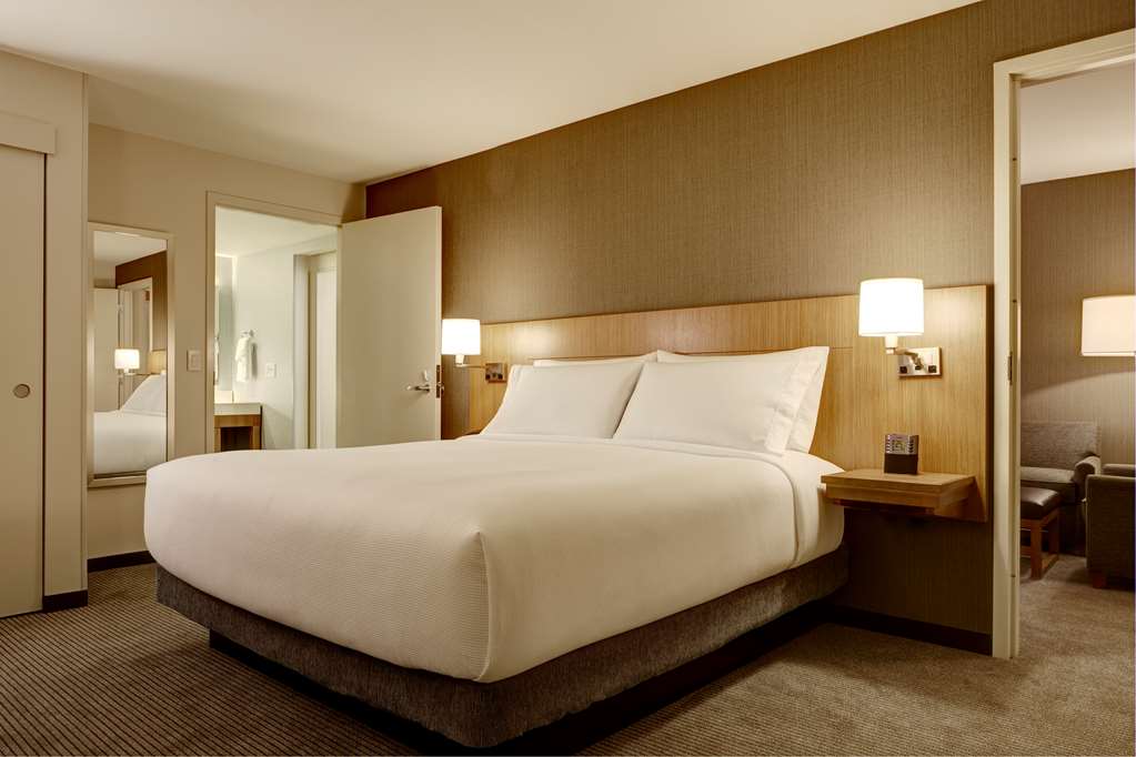 Hyatt Place Madison Verona - photo 20
