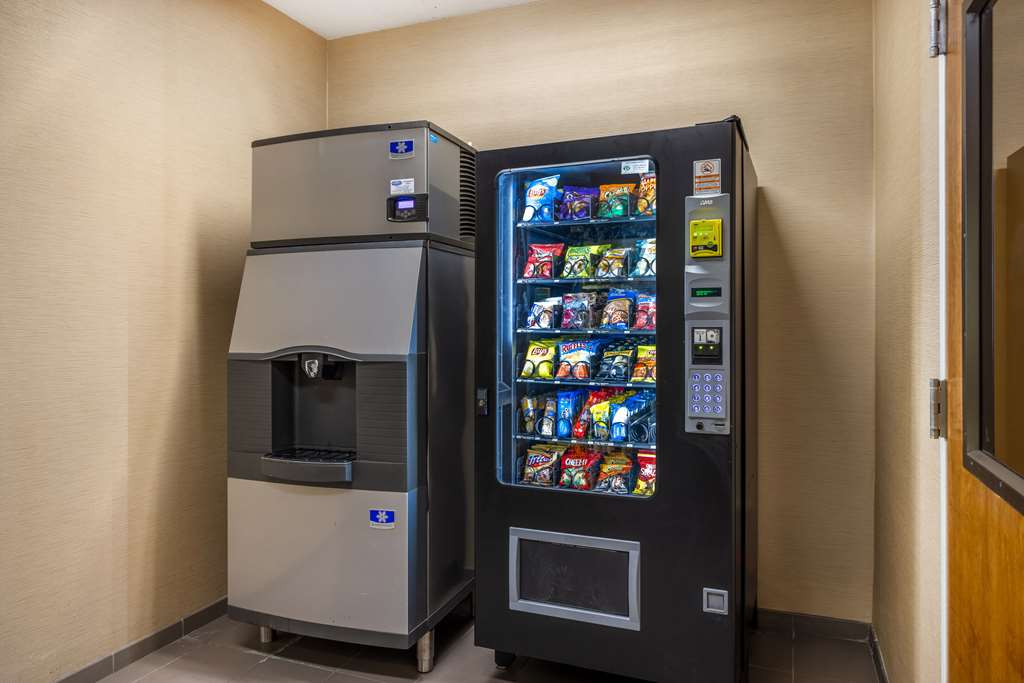 Comfort Inn & Suites at CrossPlex Village - photo 37