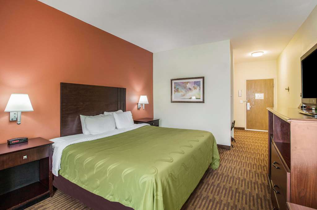 Quality Inn & Suites Lawrence University Area - photo 11