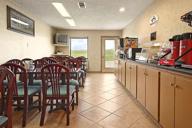Super 8 by Wyndham Rayville - photo 14