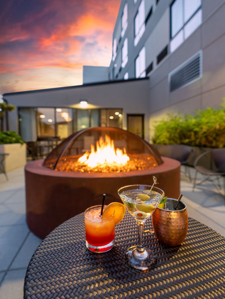 Courtyard By Marriott Seattle Northgate - photo 33