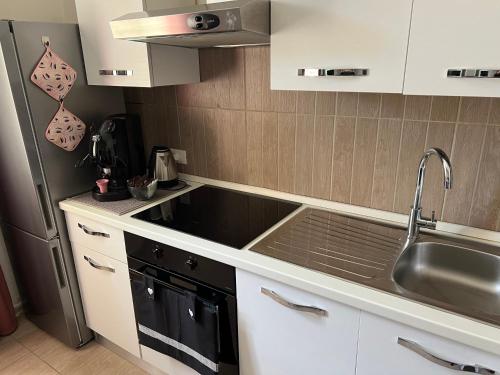 Via Serradifalco Zona Via Dante — 4-Star Luxury Hotel in Palermo, Italy