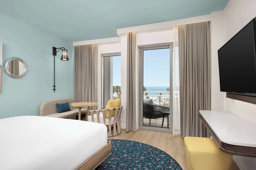 The Hiatus Clearwater Beach Curio Collection By Hilton - photo 48