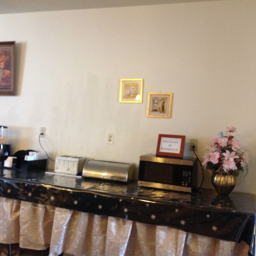 Coronado Motel and RV Park - photo 21