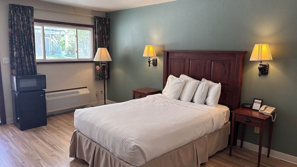 The Shelby Inn - photo 12