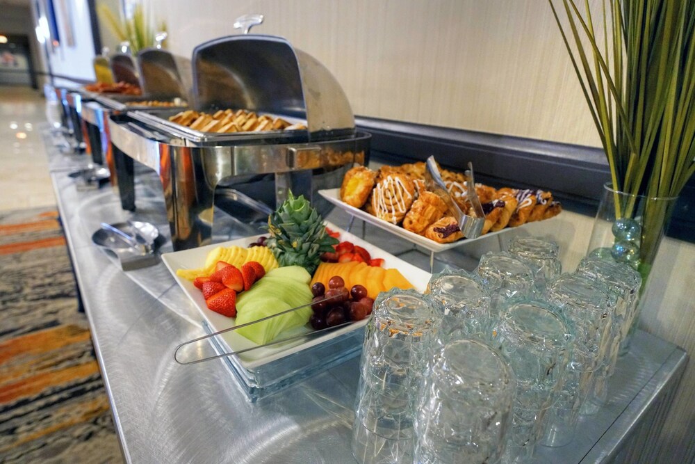Renaissance Chicago Glenview Suites Hotel - photo 55
