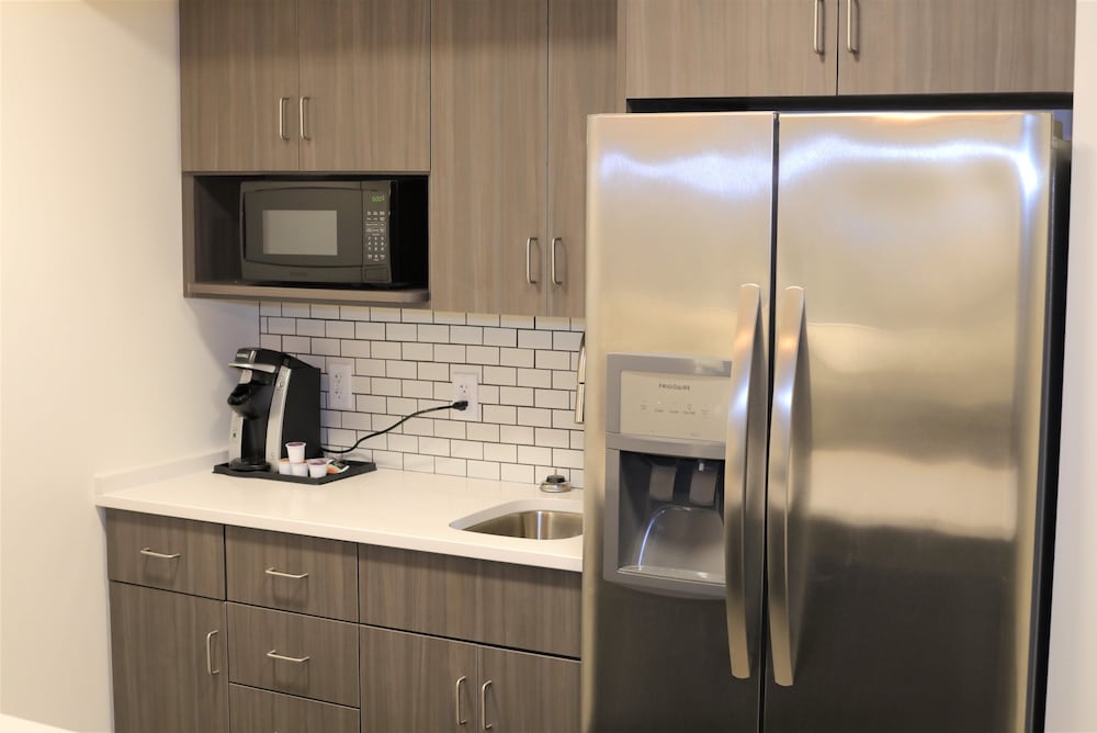 Holiday Inn & Suites St. Cloud by IHG - photo 19