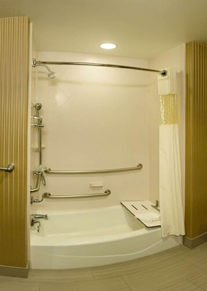 Hampton Inn Oxford West - photo 49