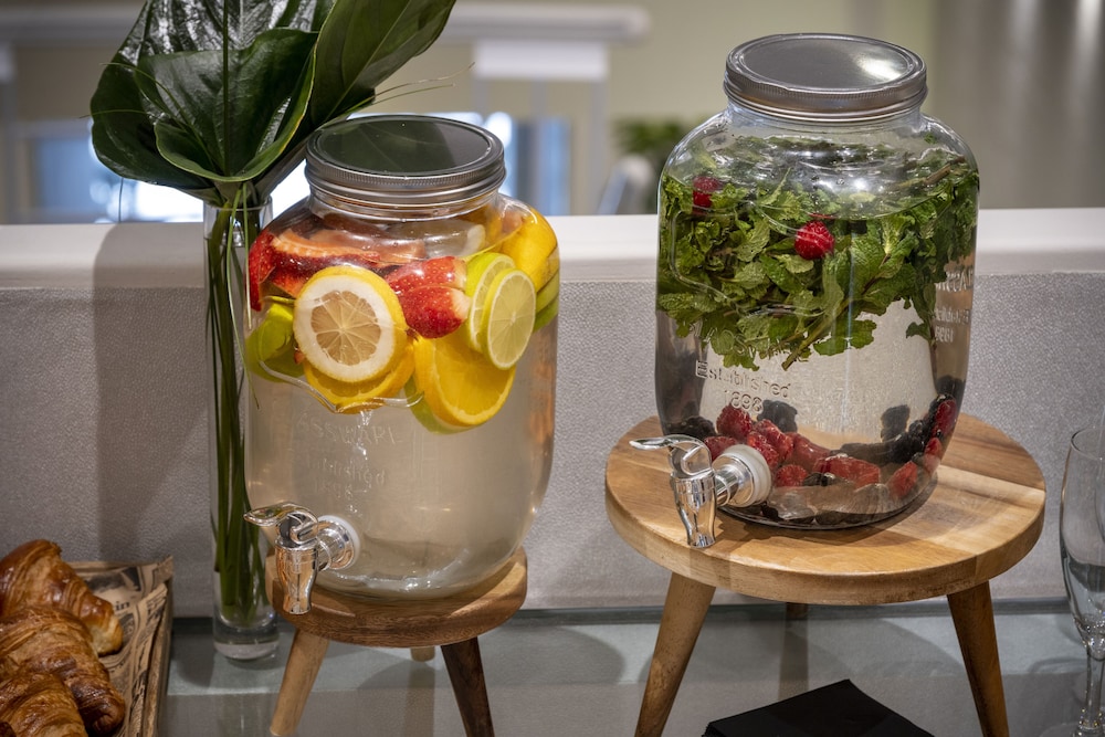 מזון ומשקאות