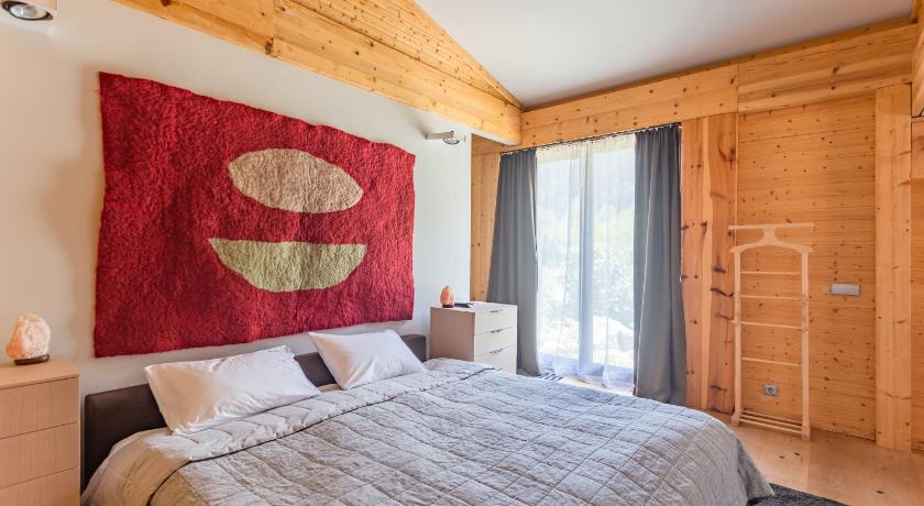 Sami Mta Chalet