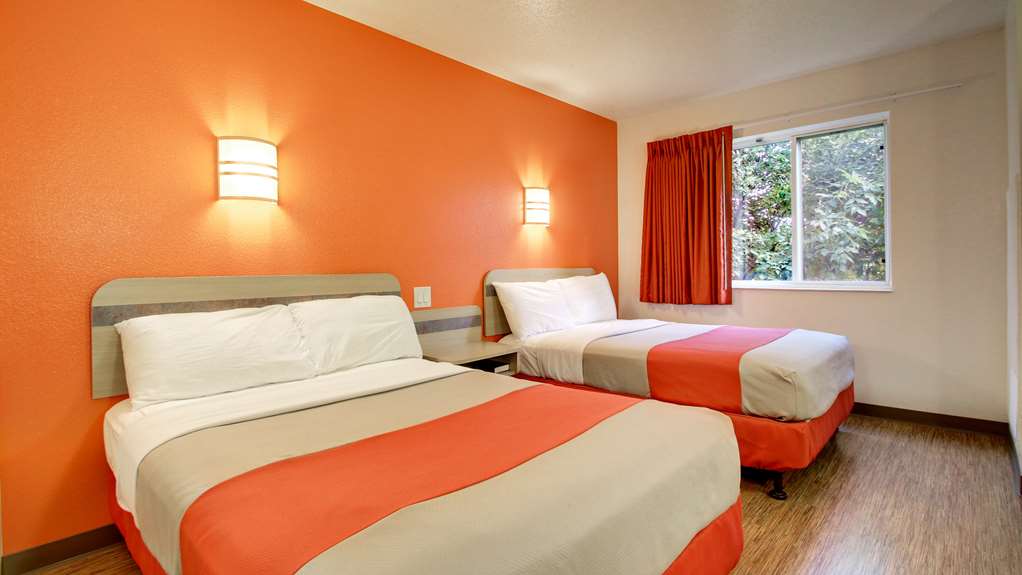 Motel 6 Springfield IL - photo 6
