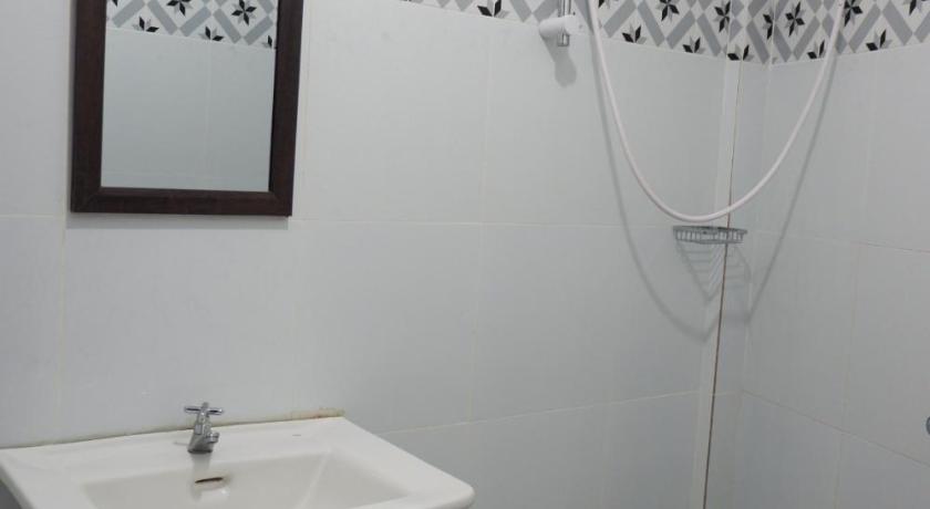 Borj Hotel — Naga — photo 5