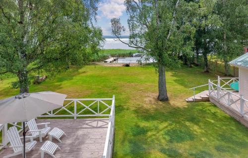 Lovely Home In Höör With Wifi — 5-Star Luxury Hotel in Hoeoer, Sweden