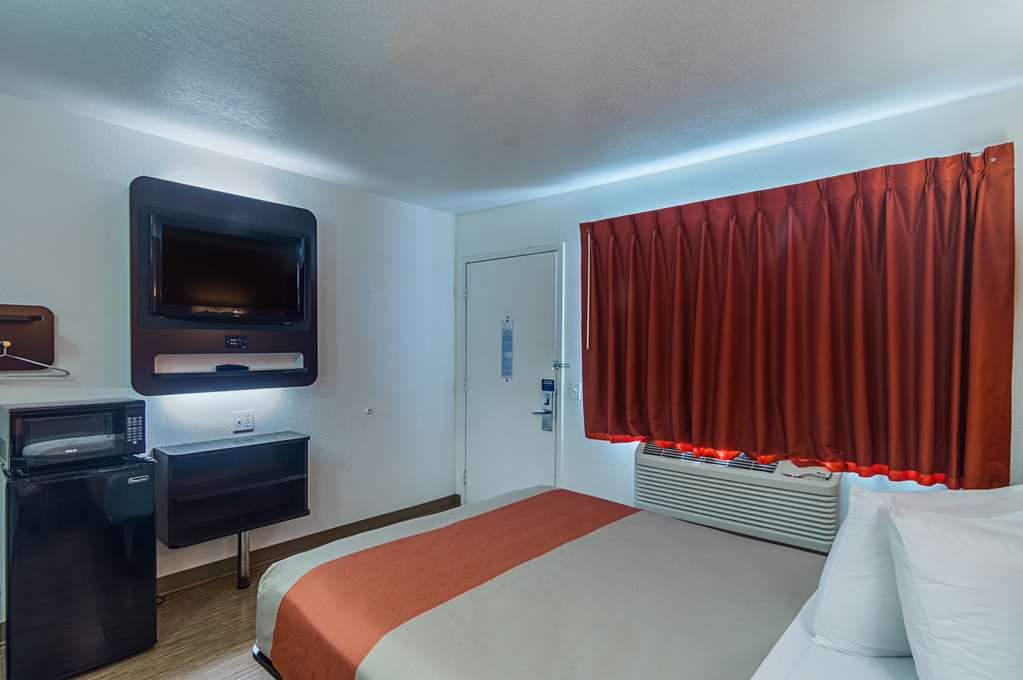 Motel 6 Ardmore OK - photo 10