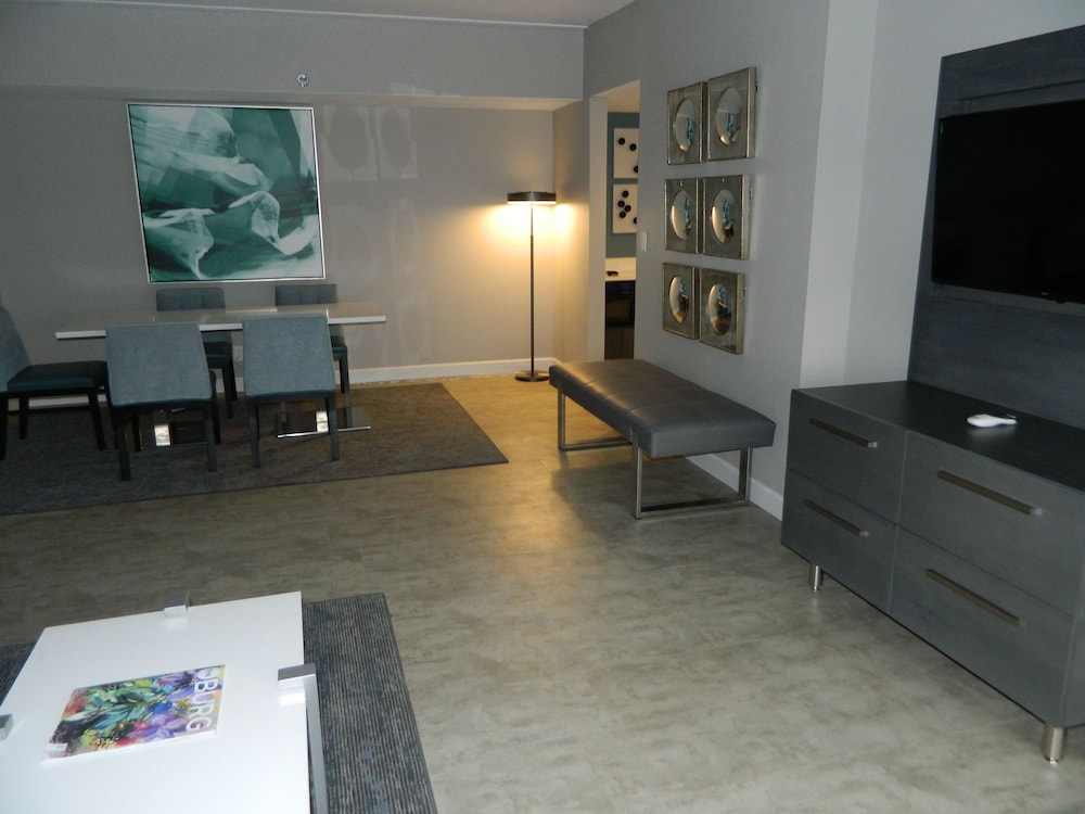 Hotel Indigo Harrisburg Hershey by IHG - photo 8