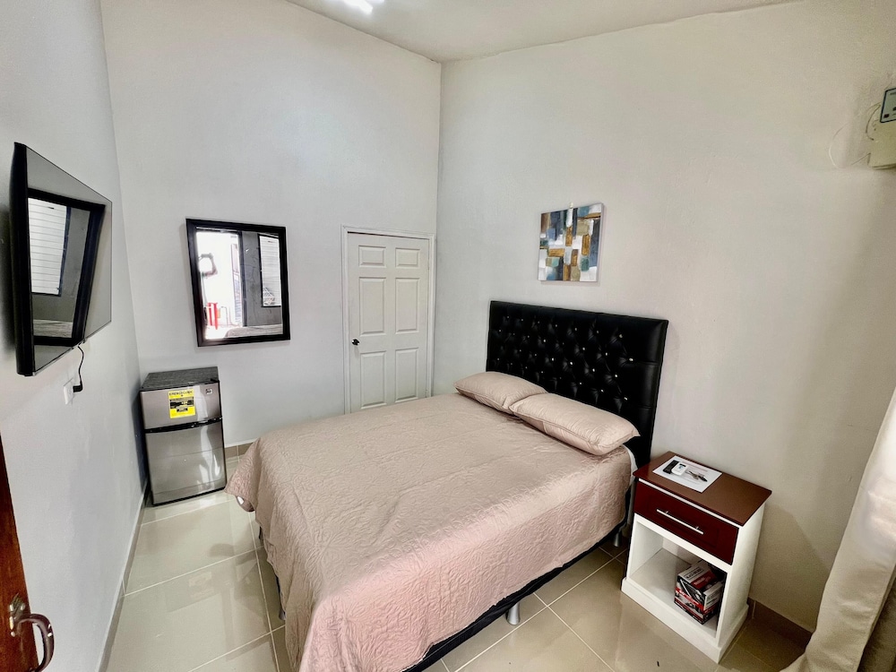 Hotel Villas Lazief Colonia Universidad in San Pedro Sula, Honduras