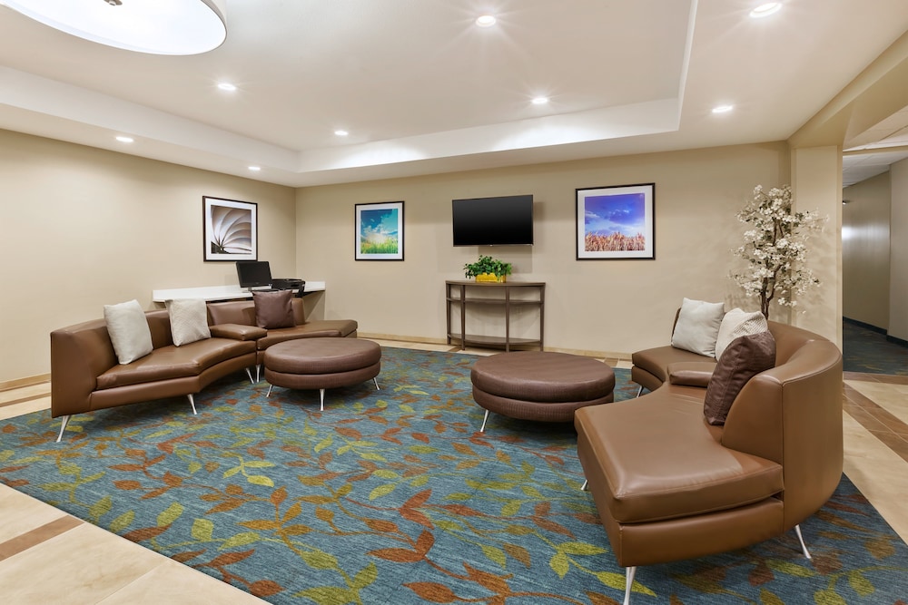 Candlewood Suites Washington North by IHG - photo 39