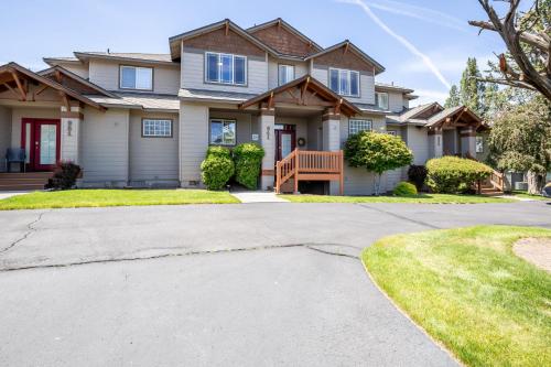 Spacious 4br Private Hot Tub Eagle Crest Resort On Golf Course — Redmond