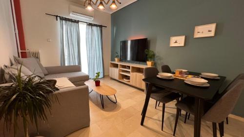 Theseus Retreat 10 min walk from the Acropolis — 4-Star Luxury Hotel in Athens, Greece