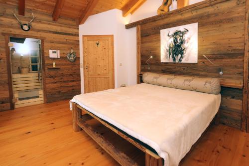 Ferienhaus BirkenOASE Sauna Terrasse drei Schlafzimmer — hotel in Bad Heilbrunn