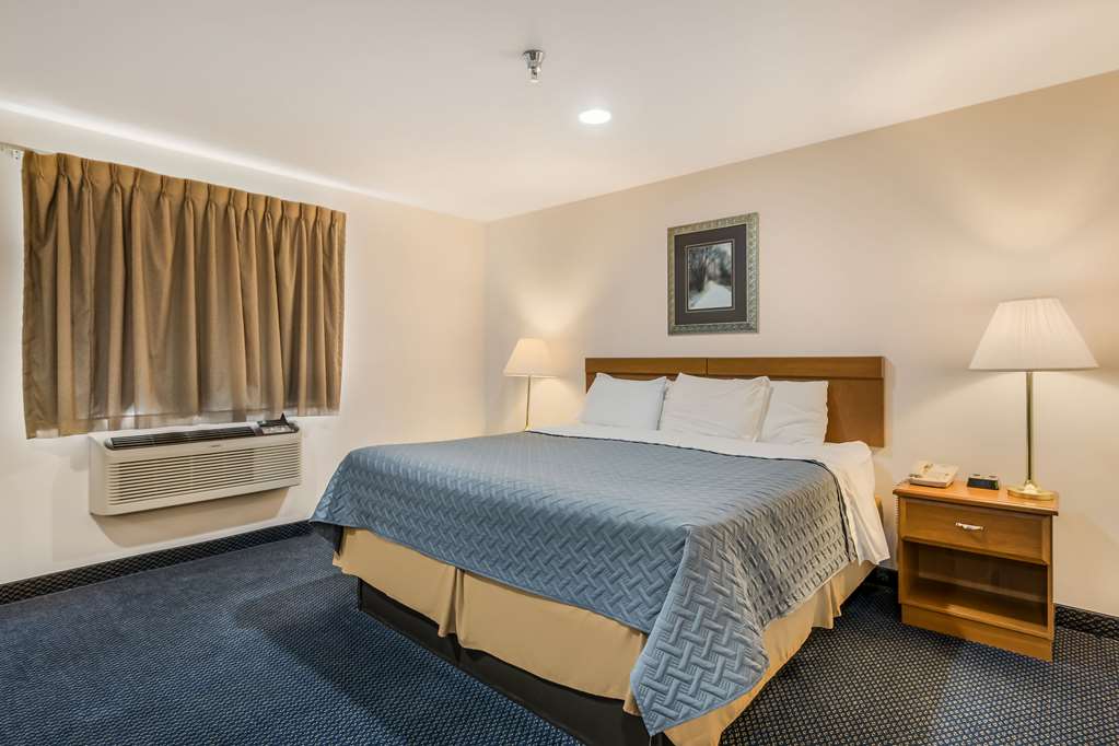 Econo Lodge Rice Lake - photo 25
