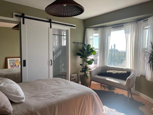 Inglewood Forum and Sofi park and walk private room in Inglewood, United States